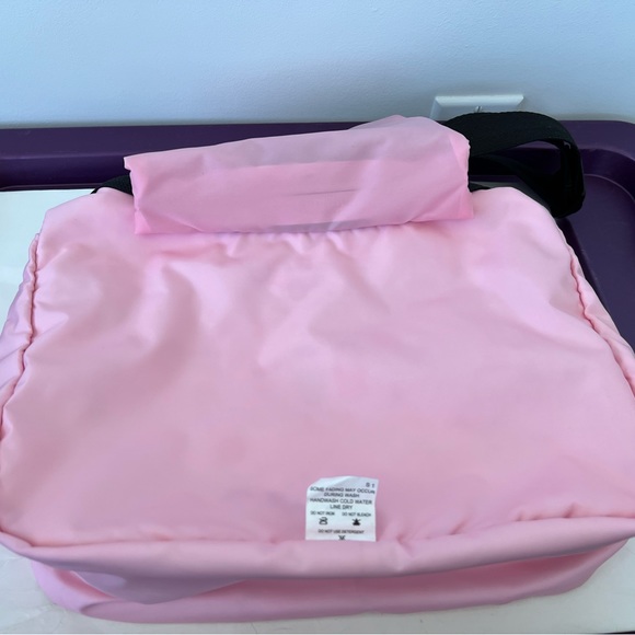 LESPORTSAC DISNEY IT’S A SMALL WORLD HOBO PURSE - Picture 8 of 8